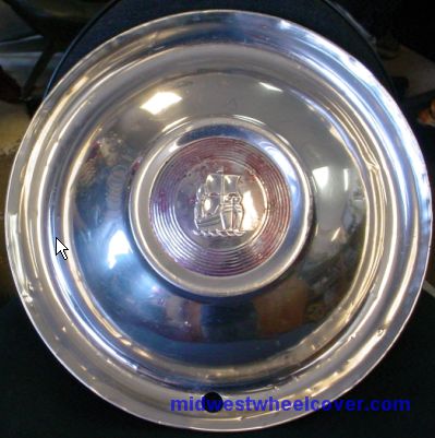 19511952PLYMOUTH Hubcap 15 5152 PLYMOUTH PASS POLISHED FINISH 